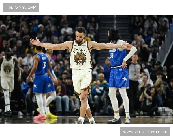 勇士曲线调整：外线动作与挡拆衔接持续改良